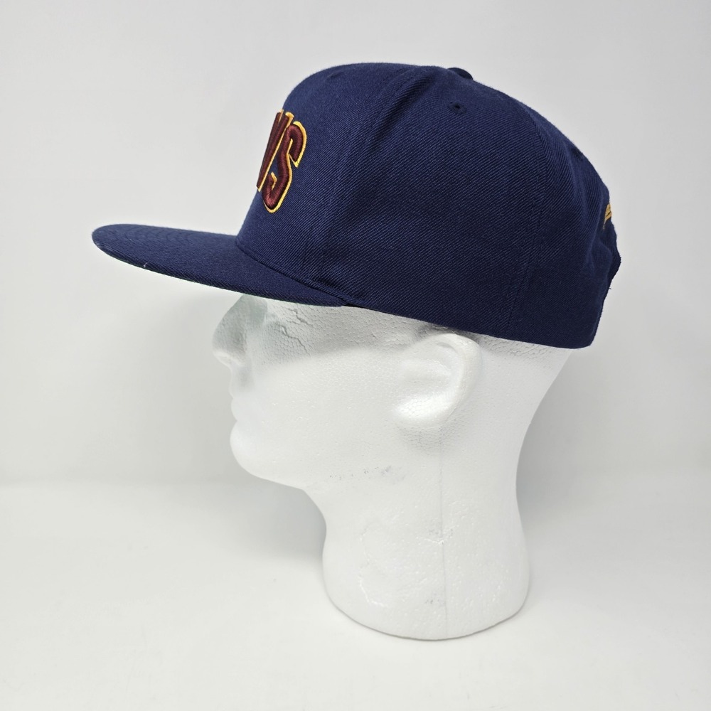 Mitchell & Ness Cleveland Cavaliers Navy Blue LeBron James 23 Snapback Hat NBA - Picture 7 of 12